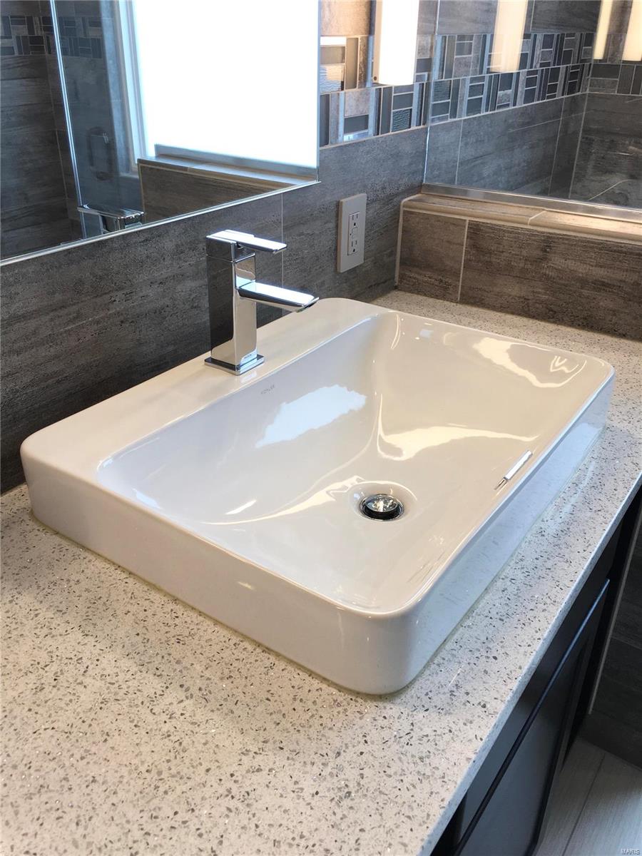 Sandistan Manor - Residential