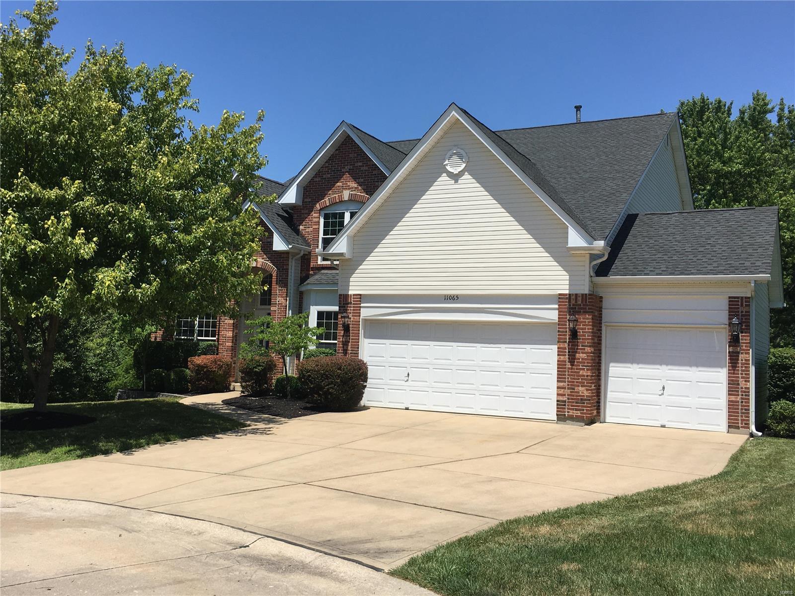 Sandistan Manor - Residential