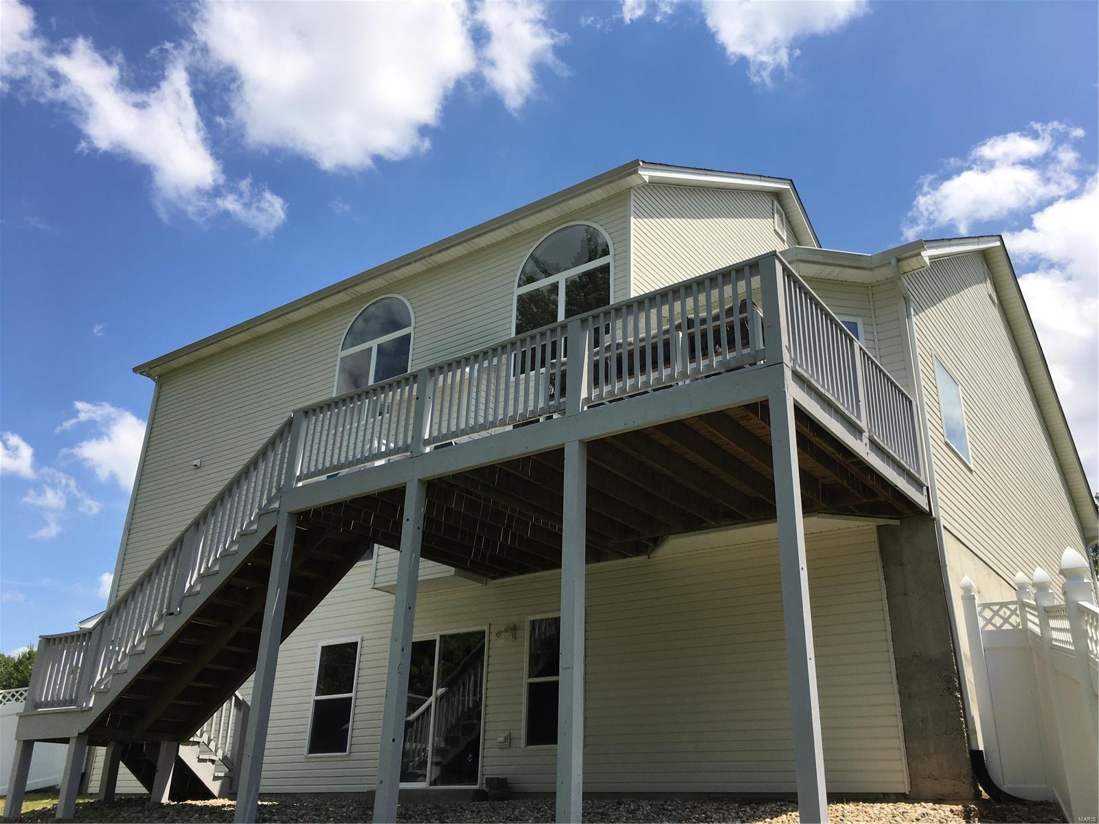 Sandistan Manor - Residential