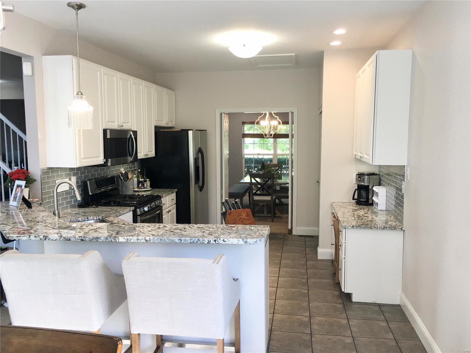 Sandistan Manor - Residential