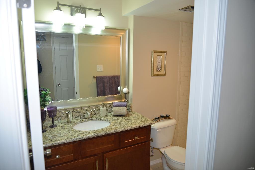 Lin Capri Manor Condo - Residential