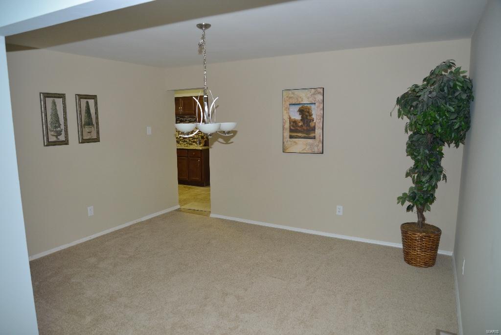 Lin Capri Manor Condo - Residential