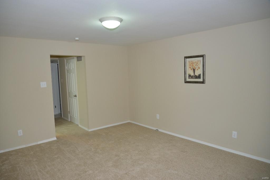 Lin Capri Manor Condo - Residential