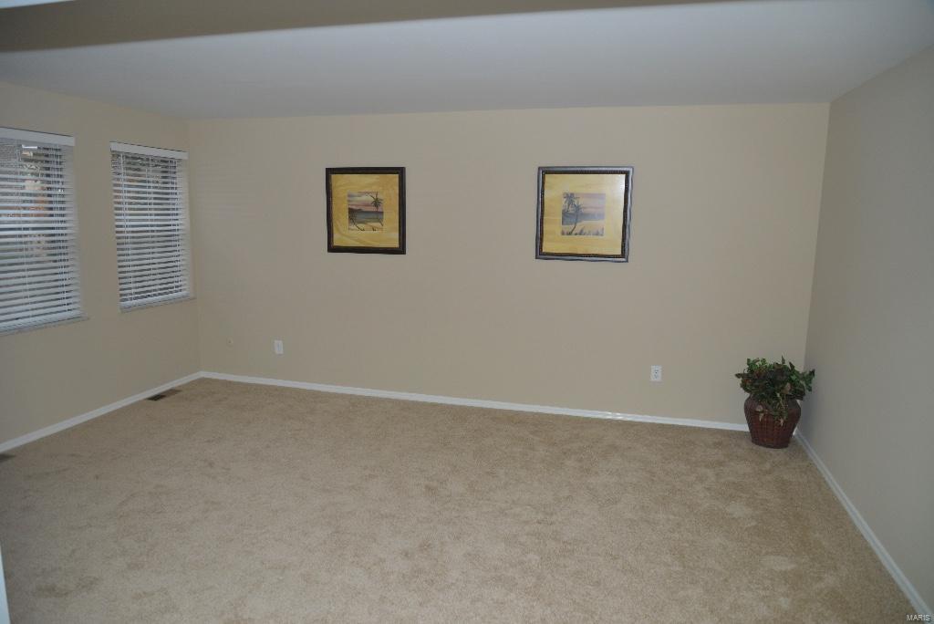 Lin Capri Manor Condo - Residential