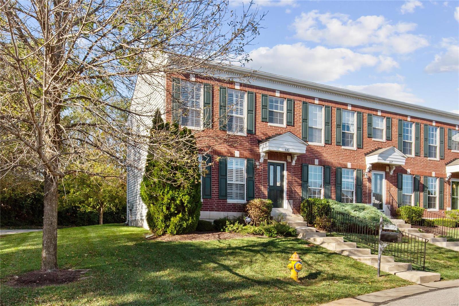 Estates At Parkview Two The - Residential