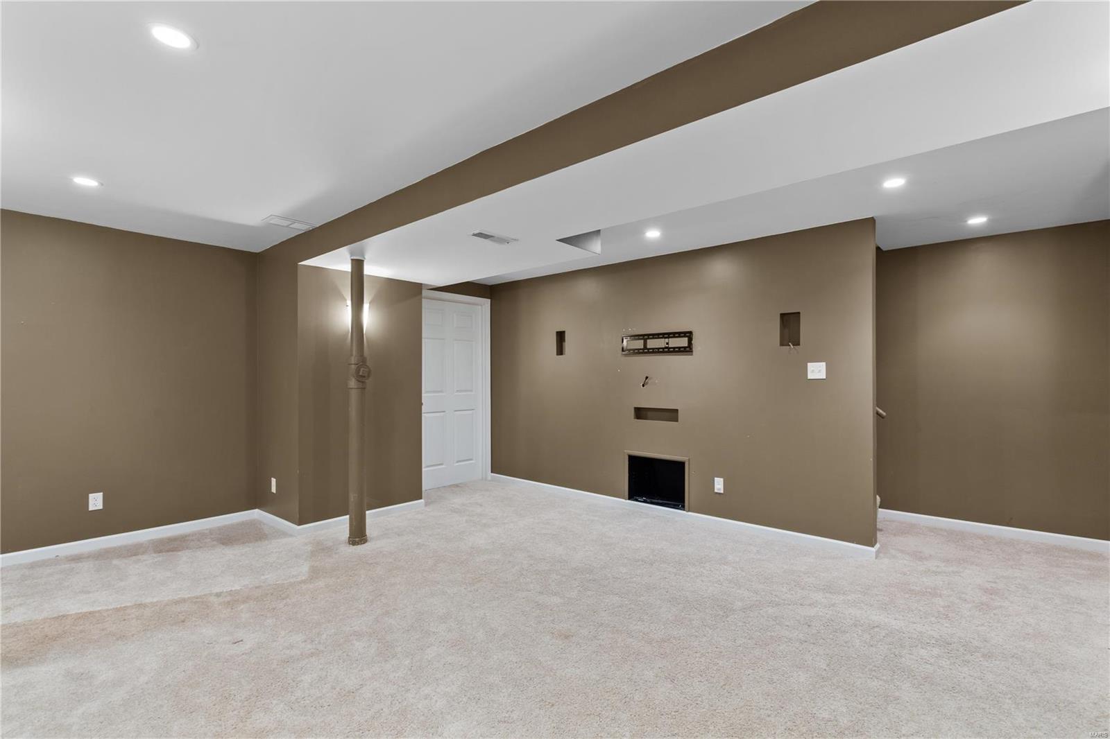 Estates At Parkview Two The - Residential