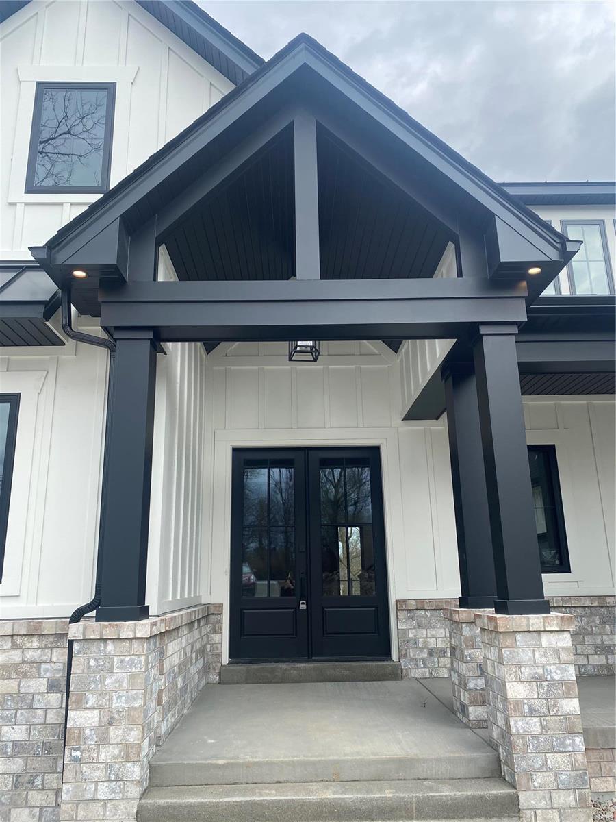 Summit Tr - Residential