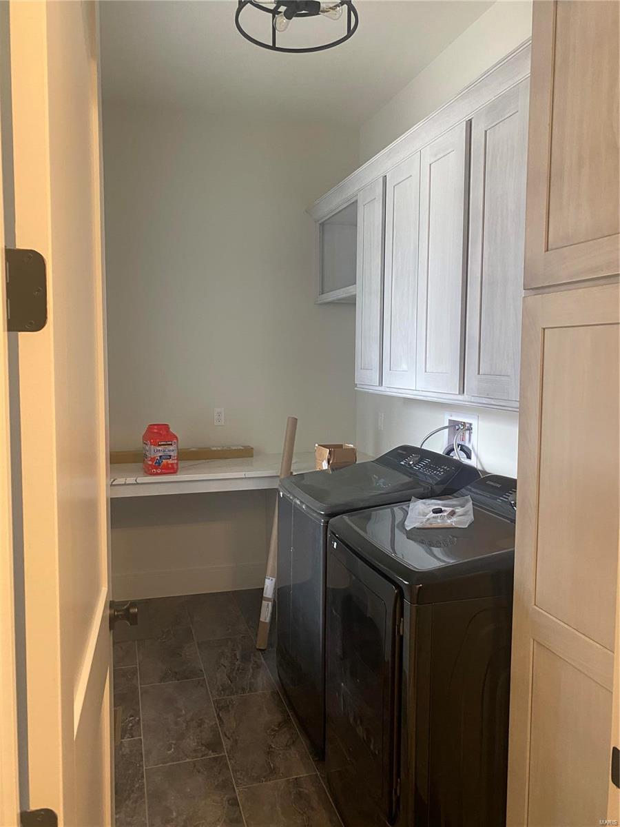 Summit Tr - Residential