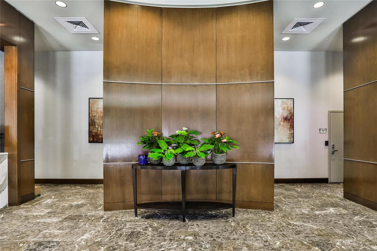 Park East Tower - Residential