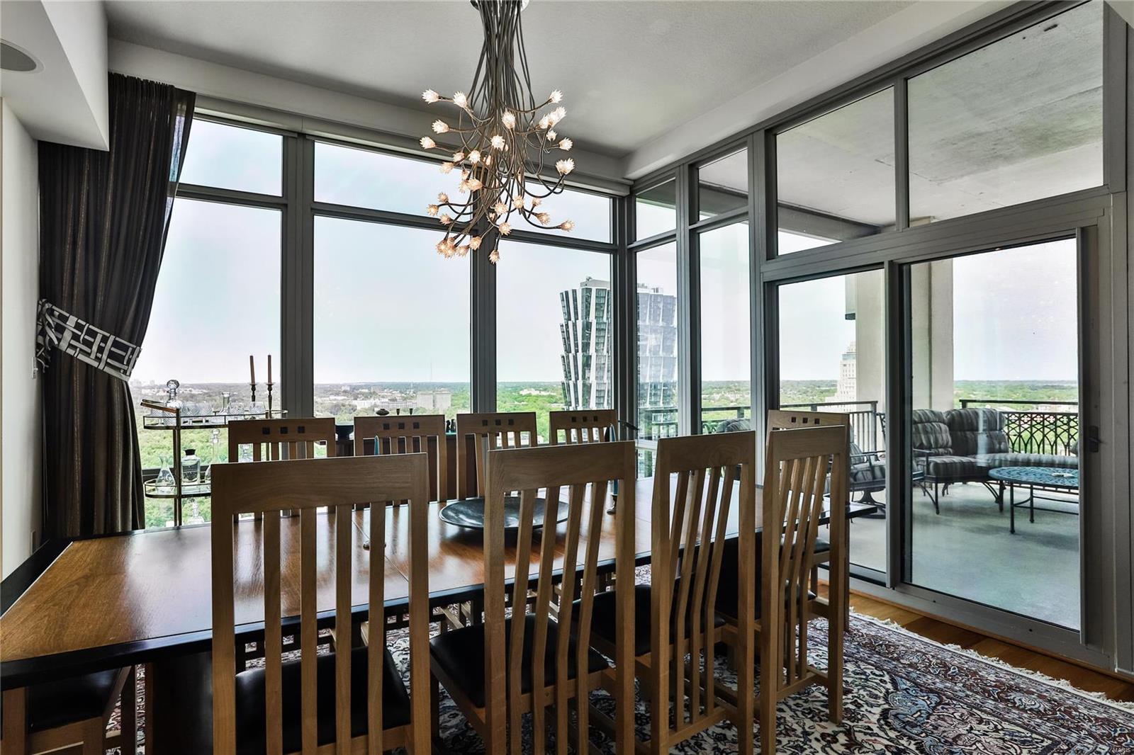 Park East Tower - Residential