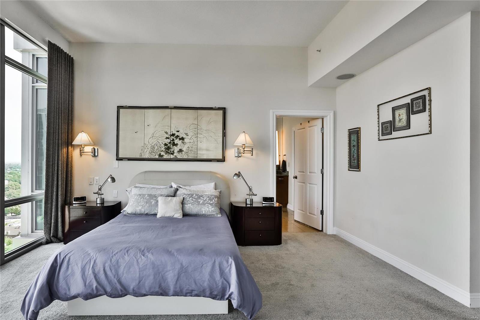 Park East Tower - Residential