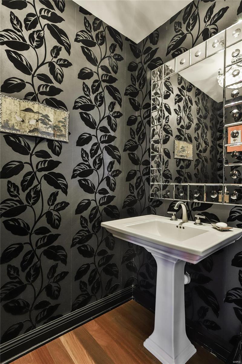 Park East Tower - Residential