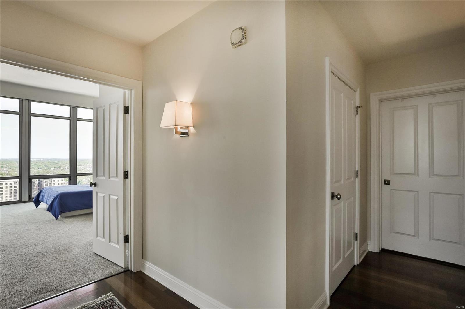 Park East Tower - Residential