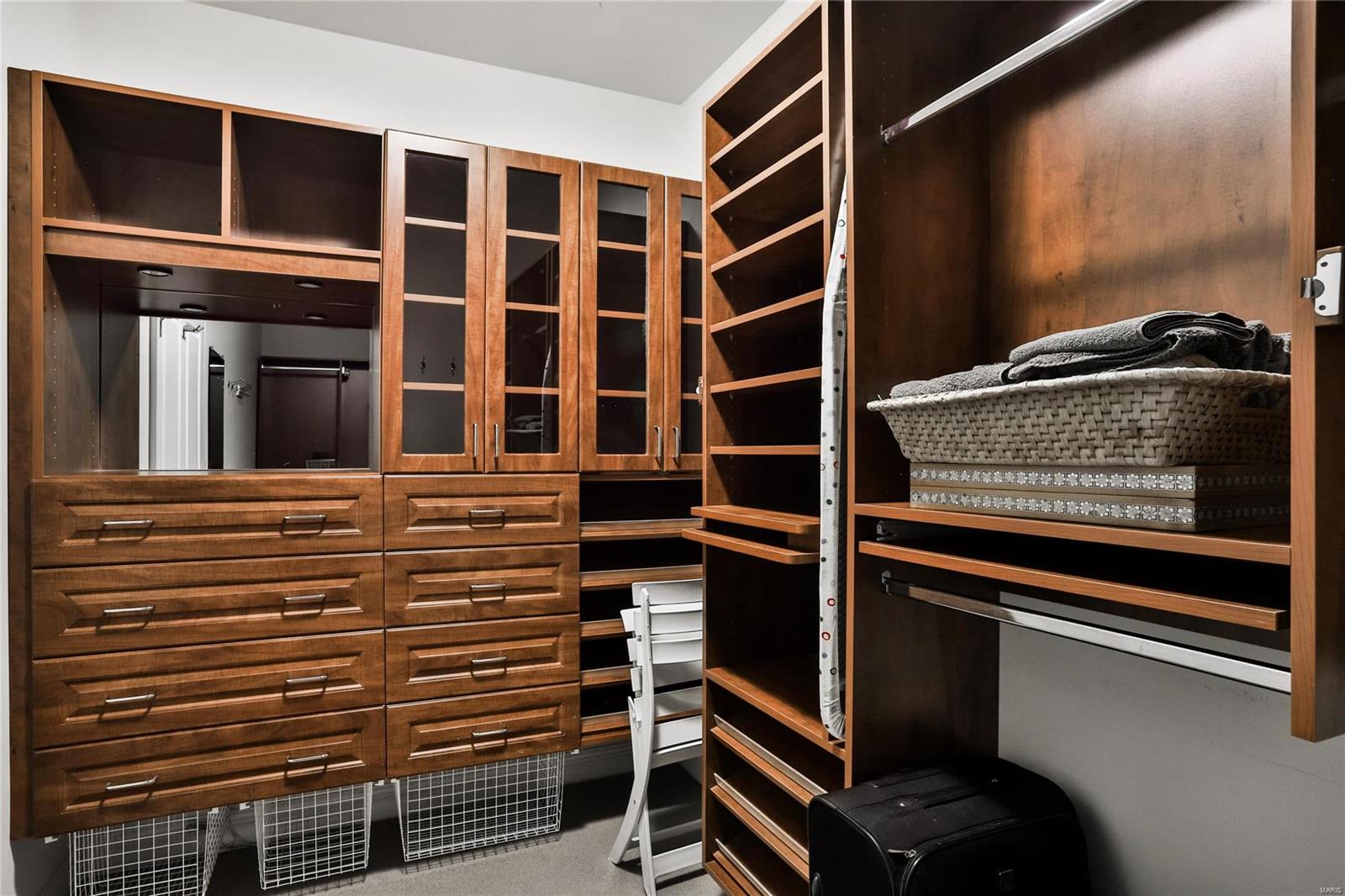 Park East Tower - Residential