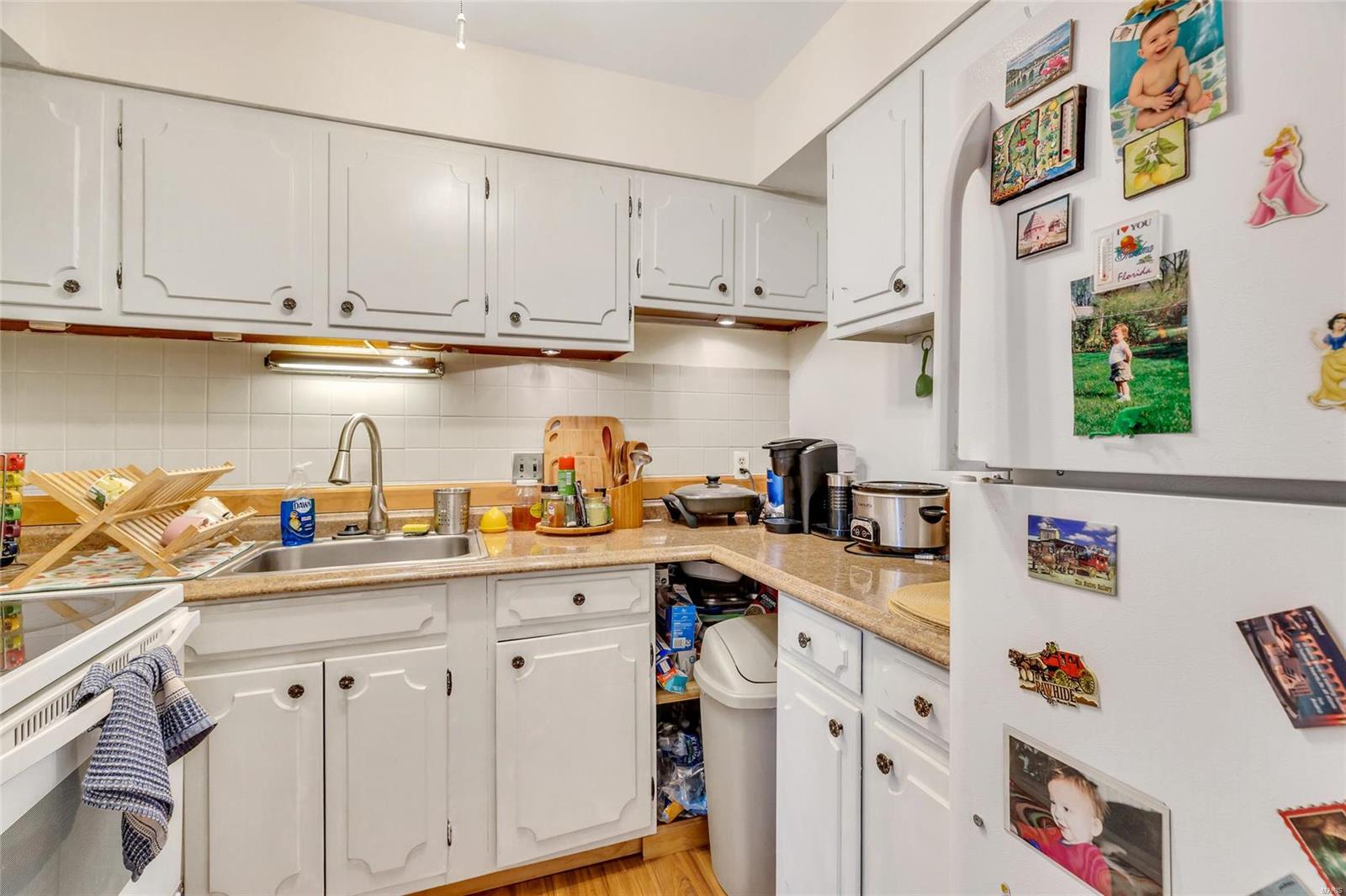 Colonial Woods Condo - Residential