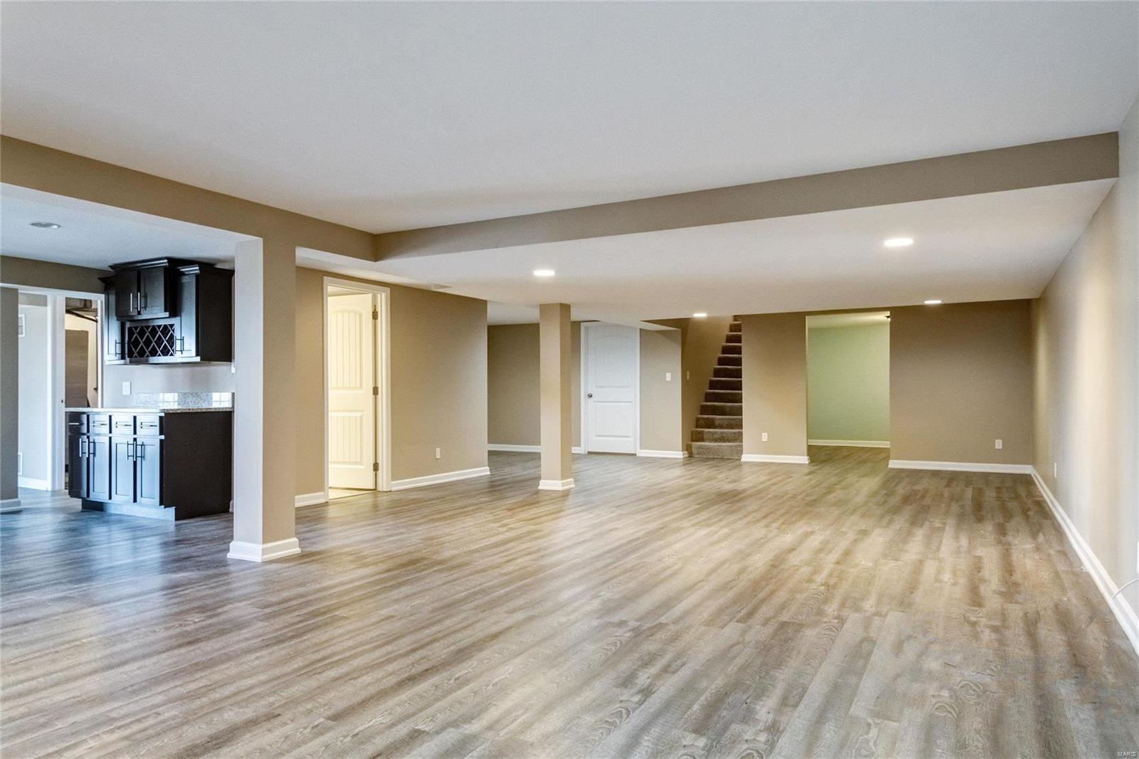 Creve Coeur Place 2 - Residential