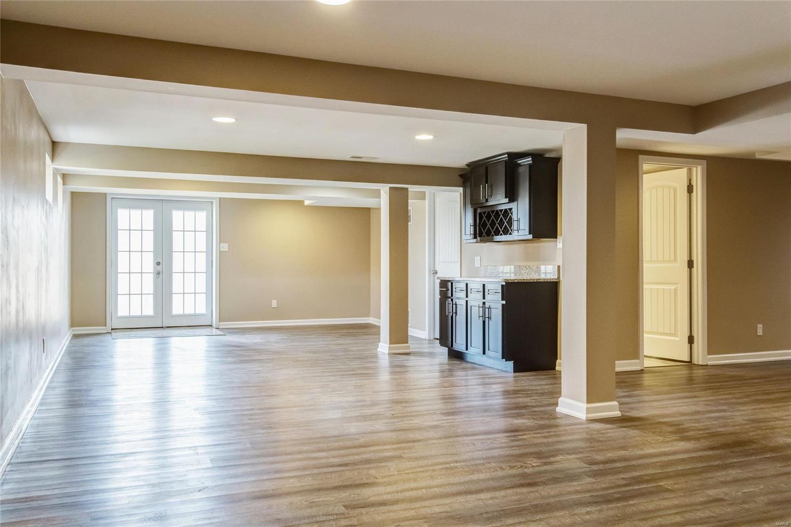 Creve Coeur Place 2 - Residential