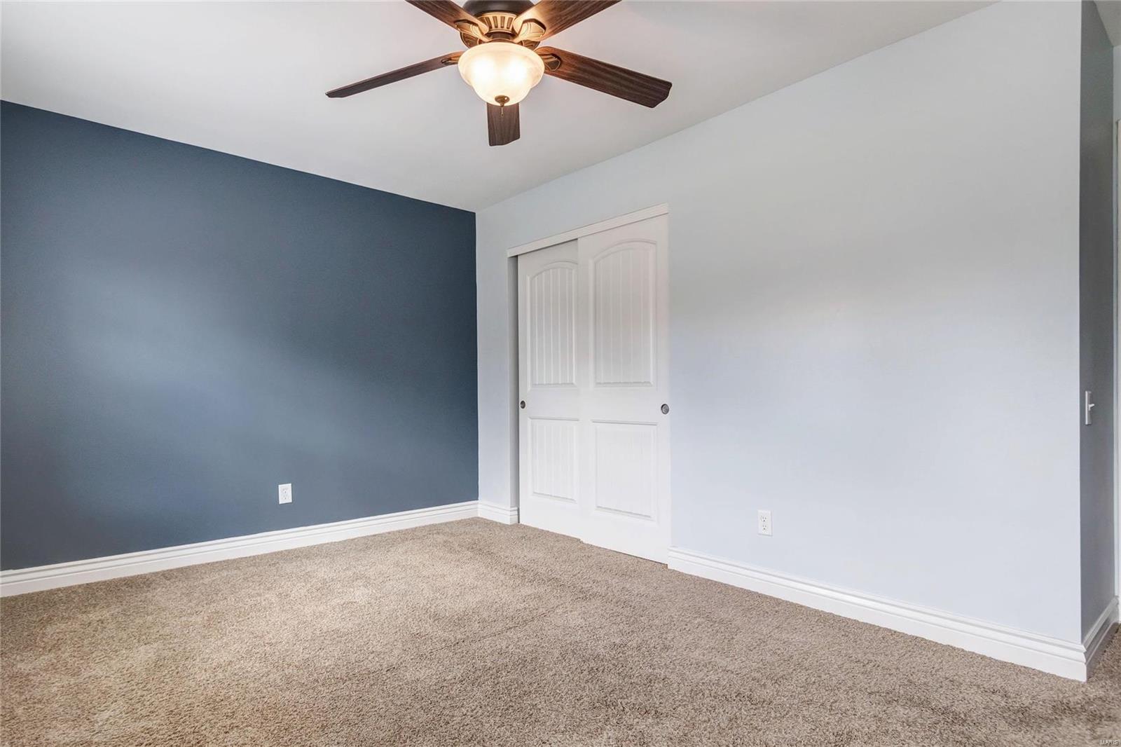 Creve Coeur Place 2 - Residential