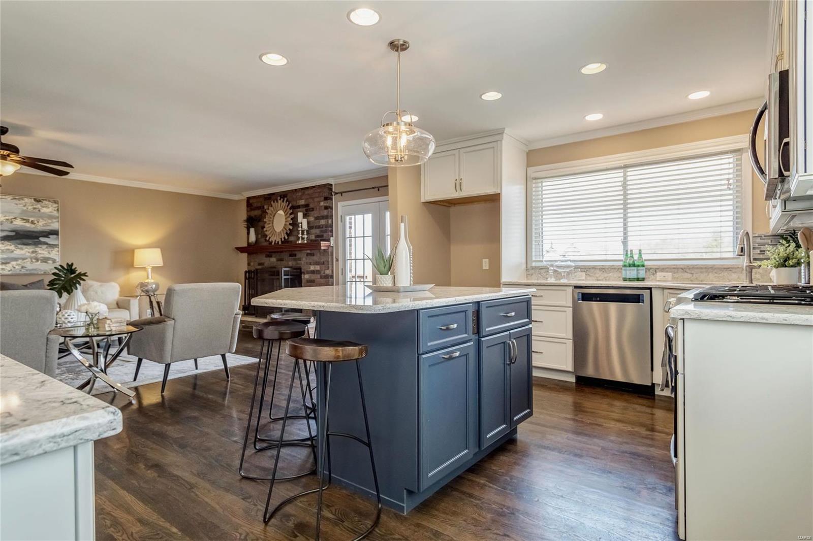 Creve Coeur Place 2 - Residential