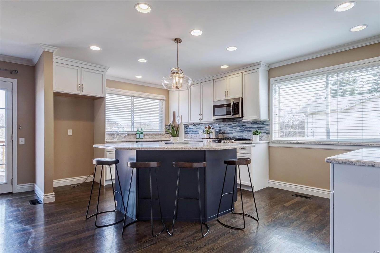 Creve Coeur Place 2 - Residential