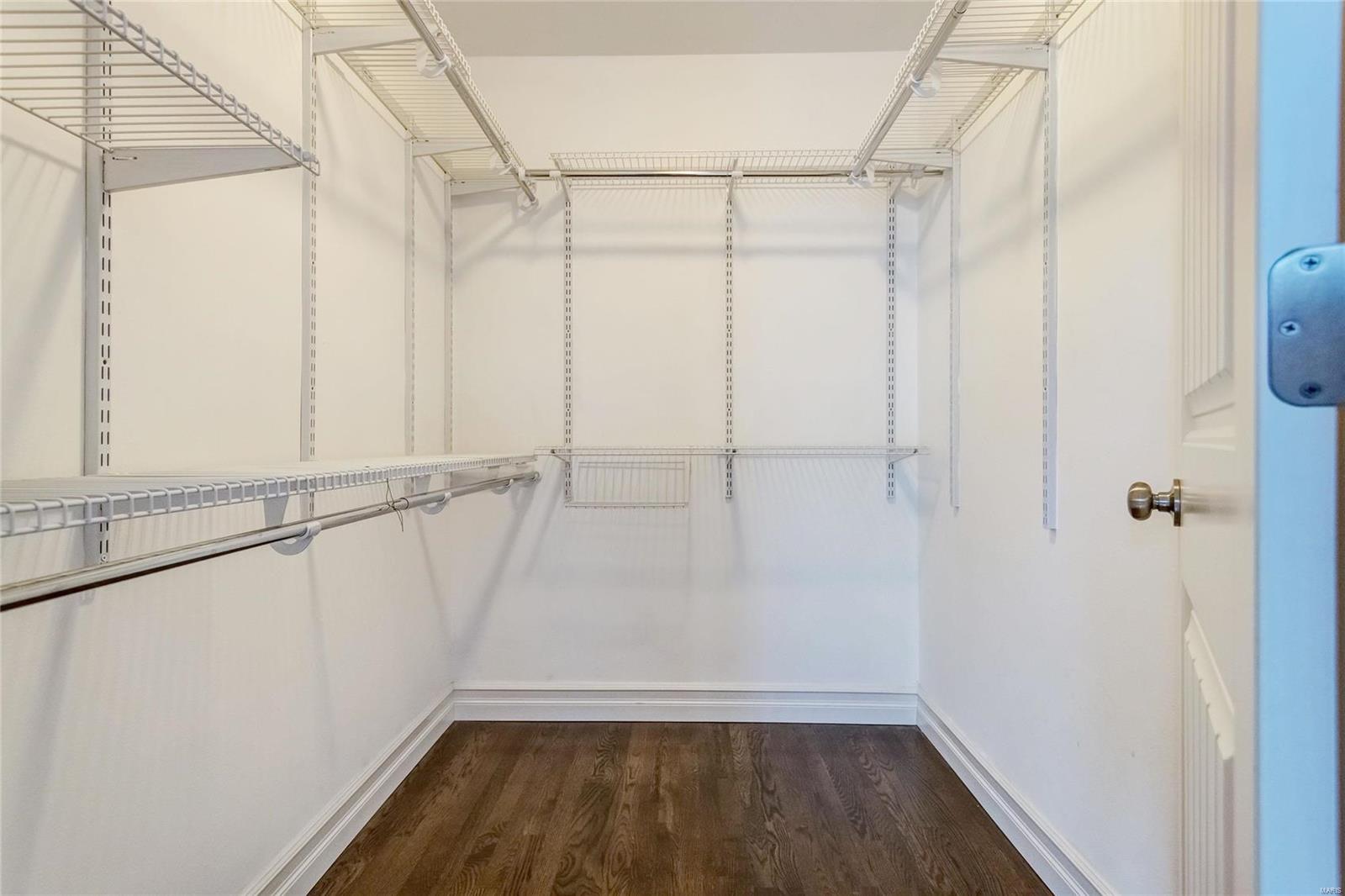 Creve Coeur Place 2 - Residential