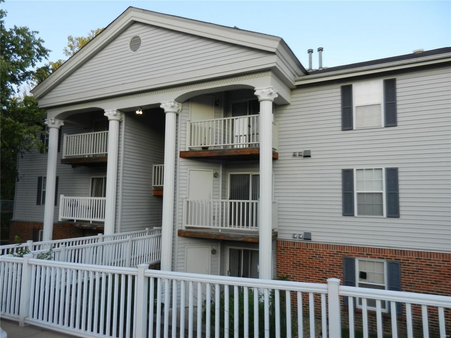 Located in Lindbergh School District, close to shopping, highways, hospital, restaurants and public transportation. 2 bedroom 2 bath condo has Vaulted Ceilings and Beautiful bamboo floors. Each bedroom has a walk in closet. Stackable washer and dryer in the utility area will stay, as well as the refrigerator and gas stove. Sliding glass doors in the living room opens to your private deck that has a storage closet. One reserved covered parking space (#31) and plenty of other parking spots for your guests. Location: Upper Level