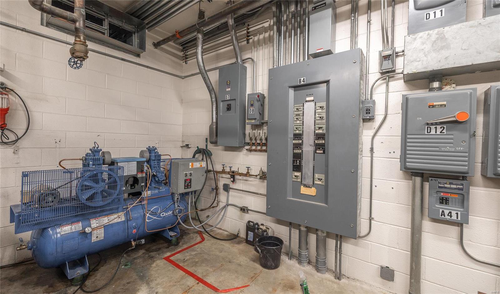 Heritage Heights - Commercial Sale