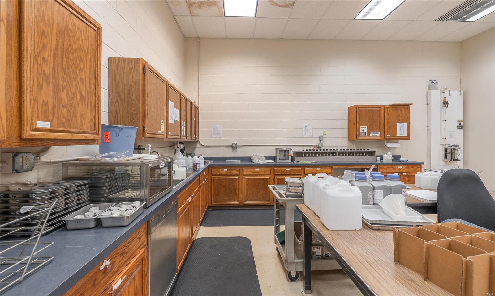 Heritage Heights - Commercial Sale