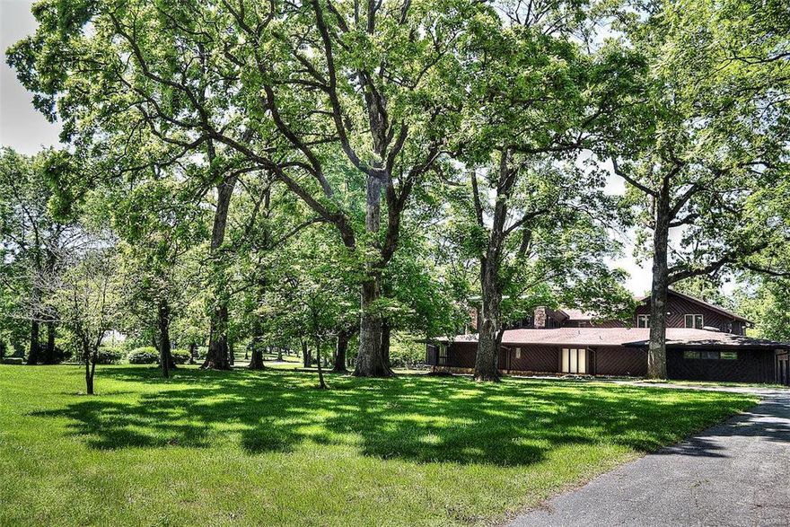 Once in a lifetime opportunity to purchase a beautiful, expansive lot in highly sought after Huntleigh Woods....2.95 acres enhanced with mature trees ... Come build your dream home on this premium property ..
The current home on the property can be lived in (being sold as-is). This lot has tremendous potential as a tear-down/rebuild to match the surrounding homes.
Bring your builder or architect to walk lot.
Award Winning Ladue School District - Convenient to highways, shopping, hospitals, and restaurants. Public schools and several private schools nearby.