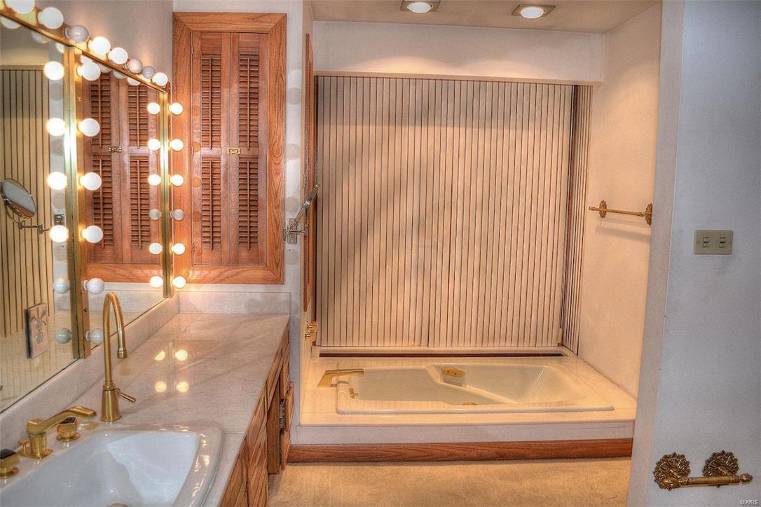 Huntleigh Woods - Residential