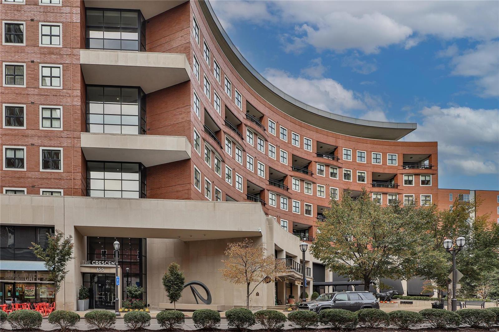 Crescent Condo - Residential