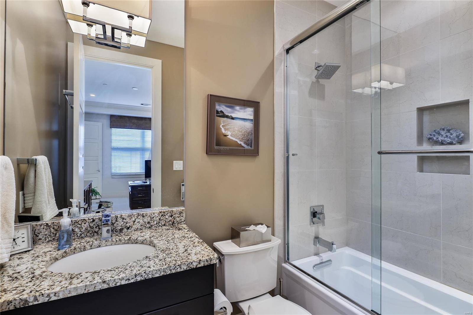 Crescent Condo - Residential