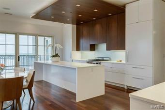 Plaza In Clayton A Condo The - Residential