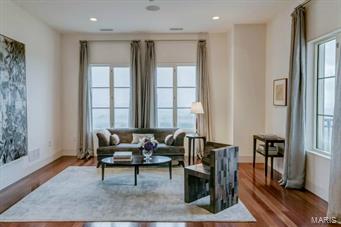 Plaza In Clayton A Condo The - Residential