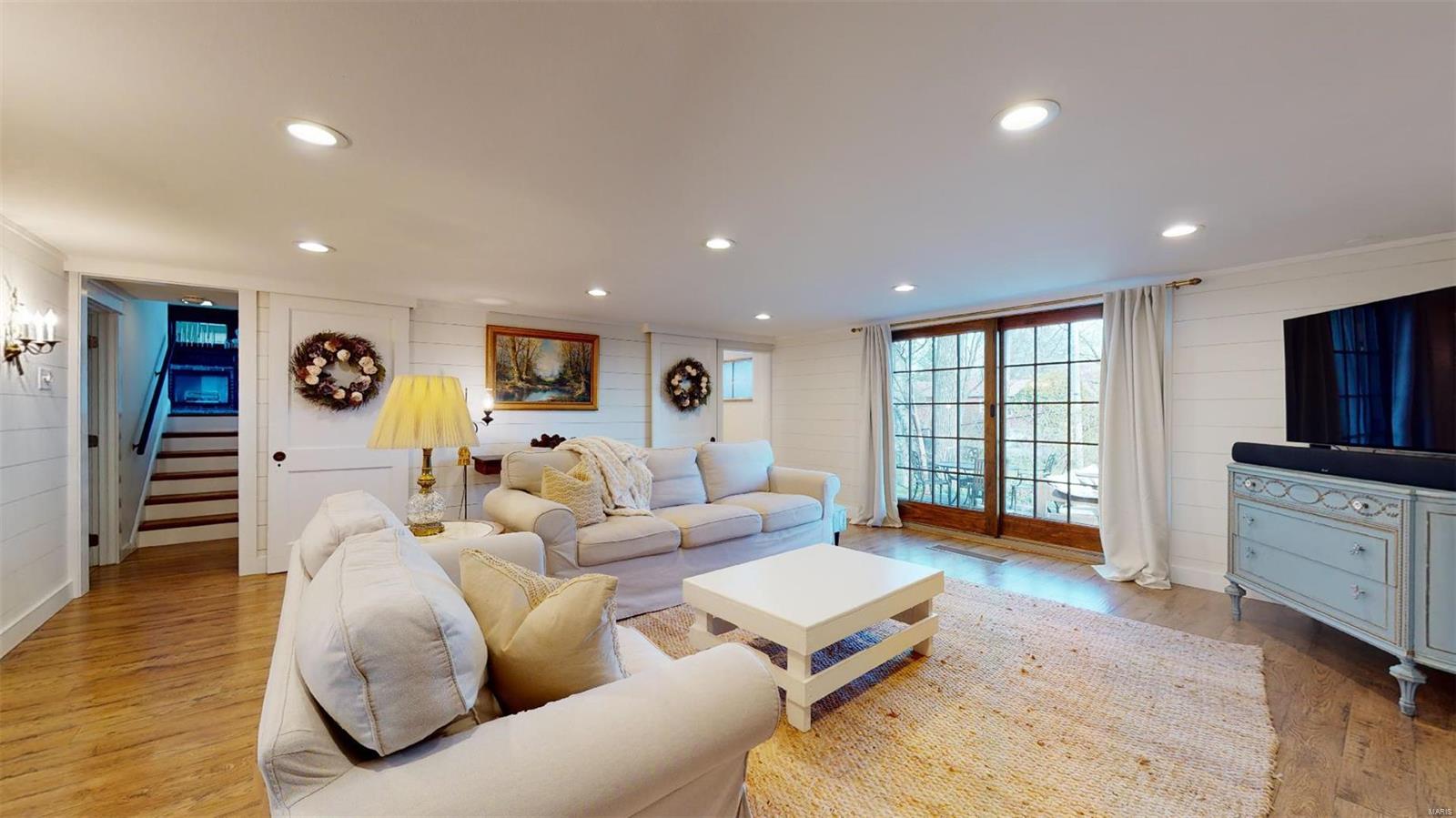 Char Bea Manor - Residential