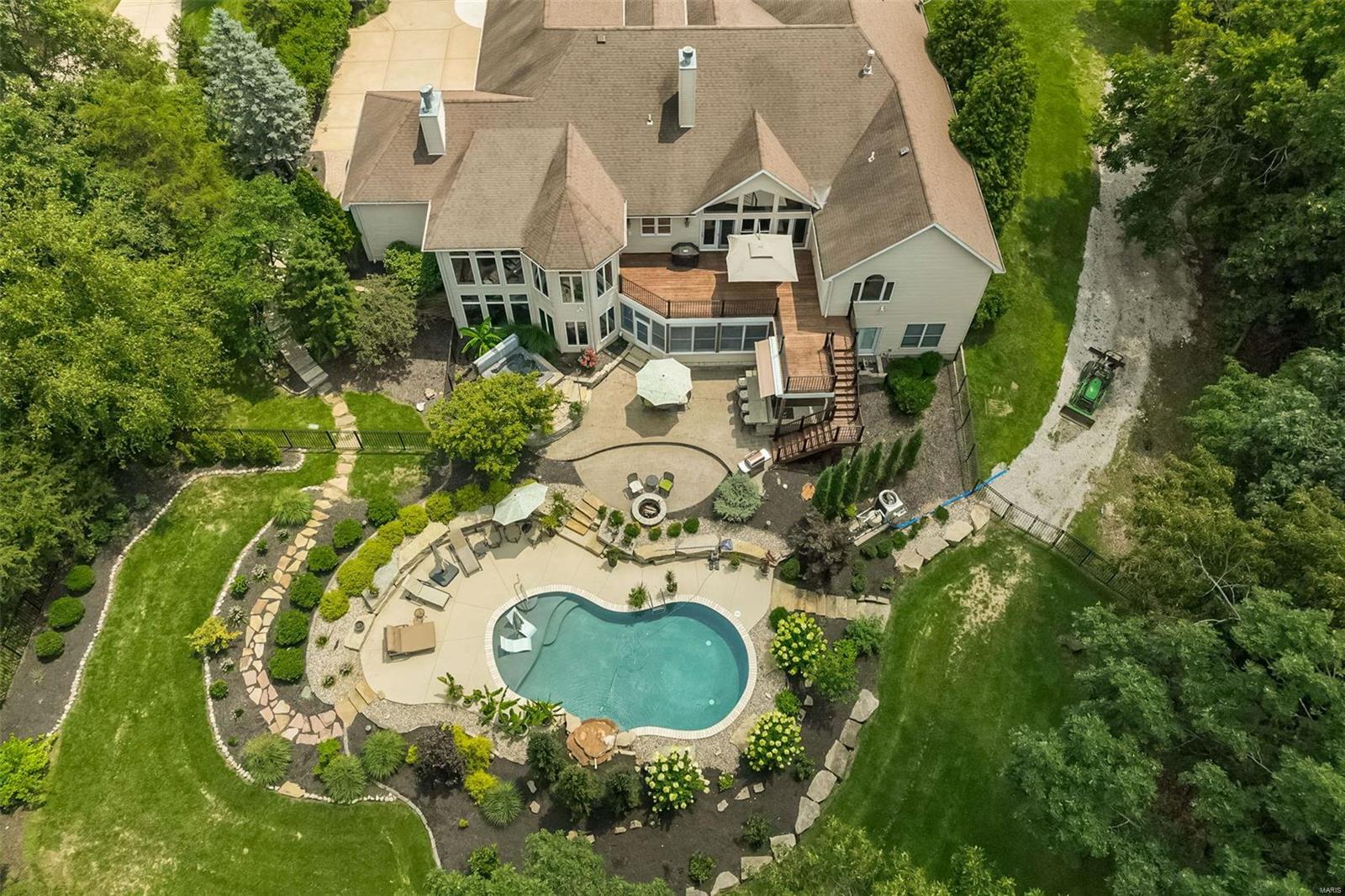 Linden Grove Lane - Residential