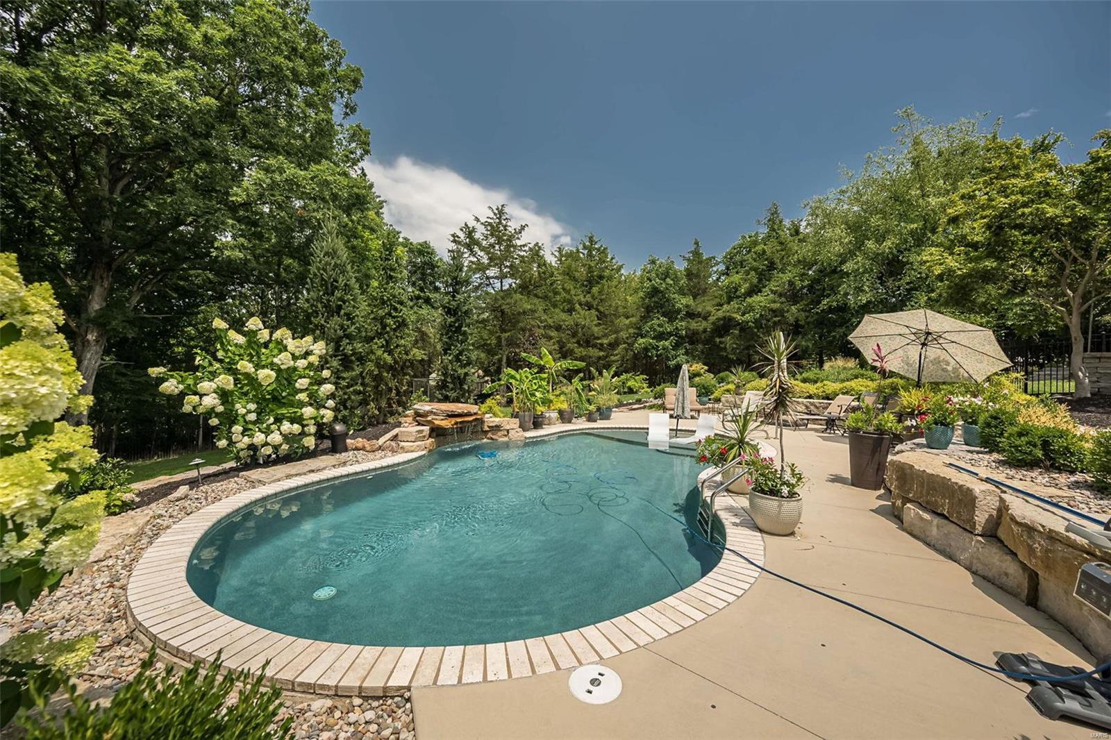 Linden Grove Lane - Residential