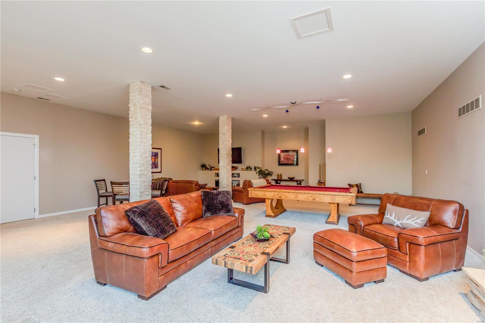 Deer Pointe Estates - Residential