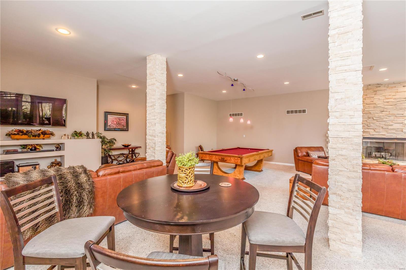 Deer Pointe Estates - Residential