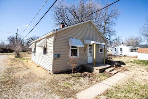 228 B Pine Street Sullivan MO 63080