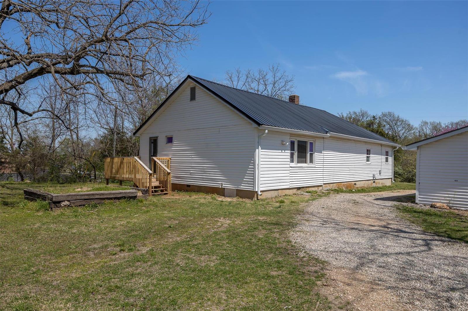 Lebanon Acreage - Residential