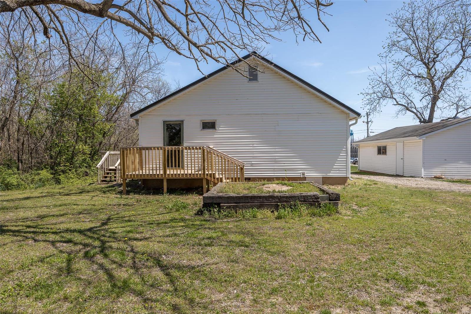Lebanon Acreage - Residential
