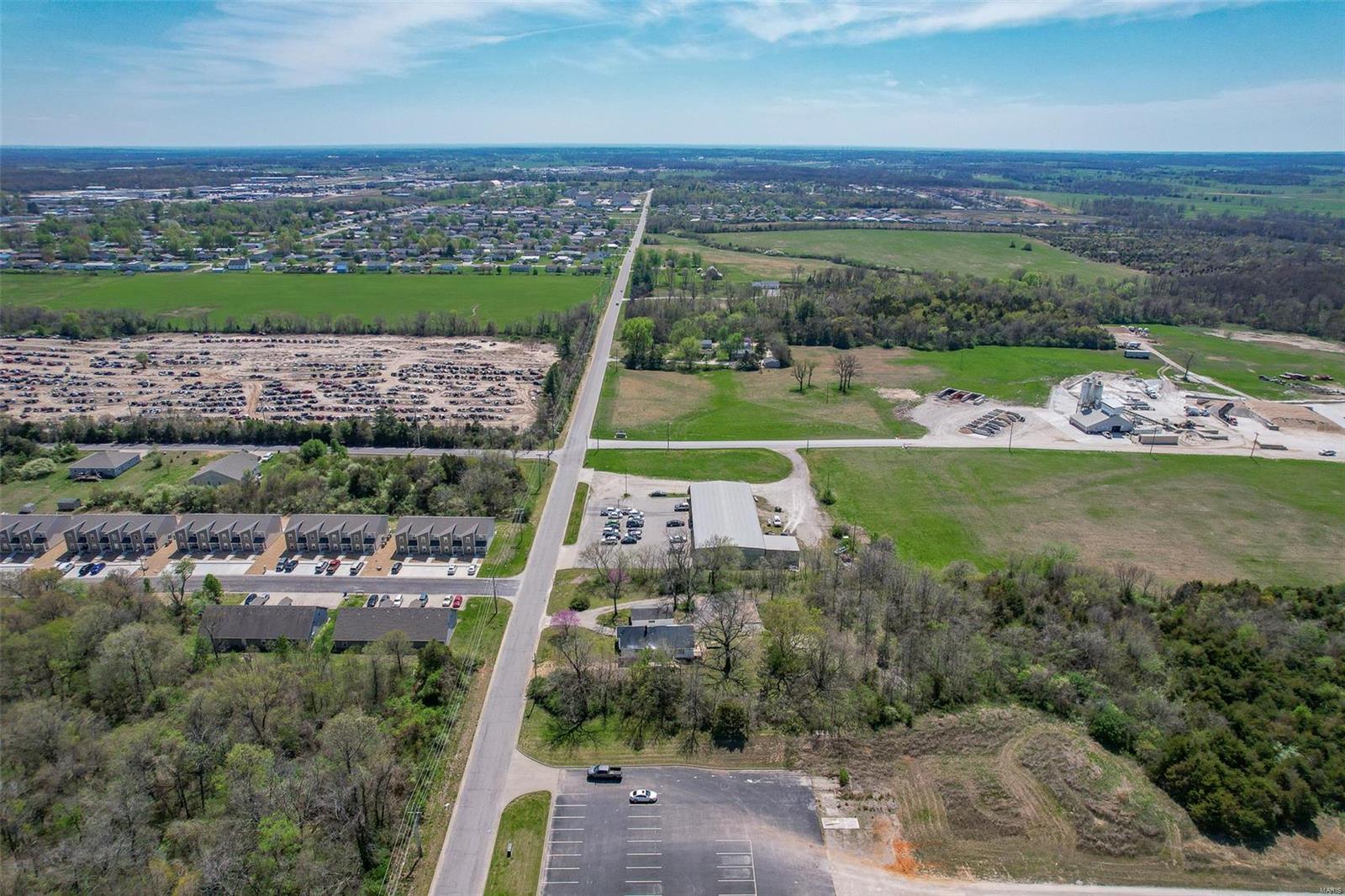 Lebanon Acreage - Residential