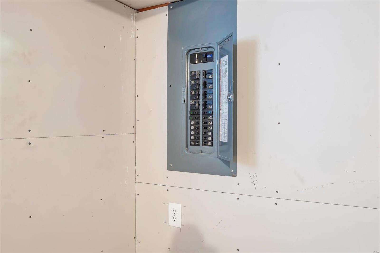 Arsenal Townhouses/Benton Park - Residential