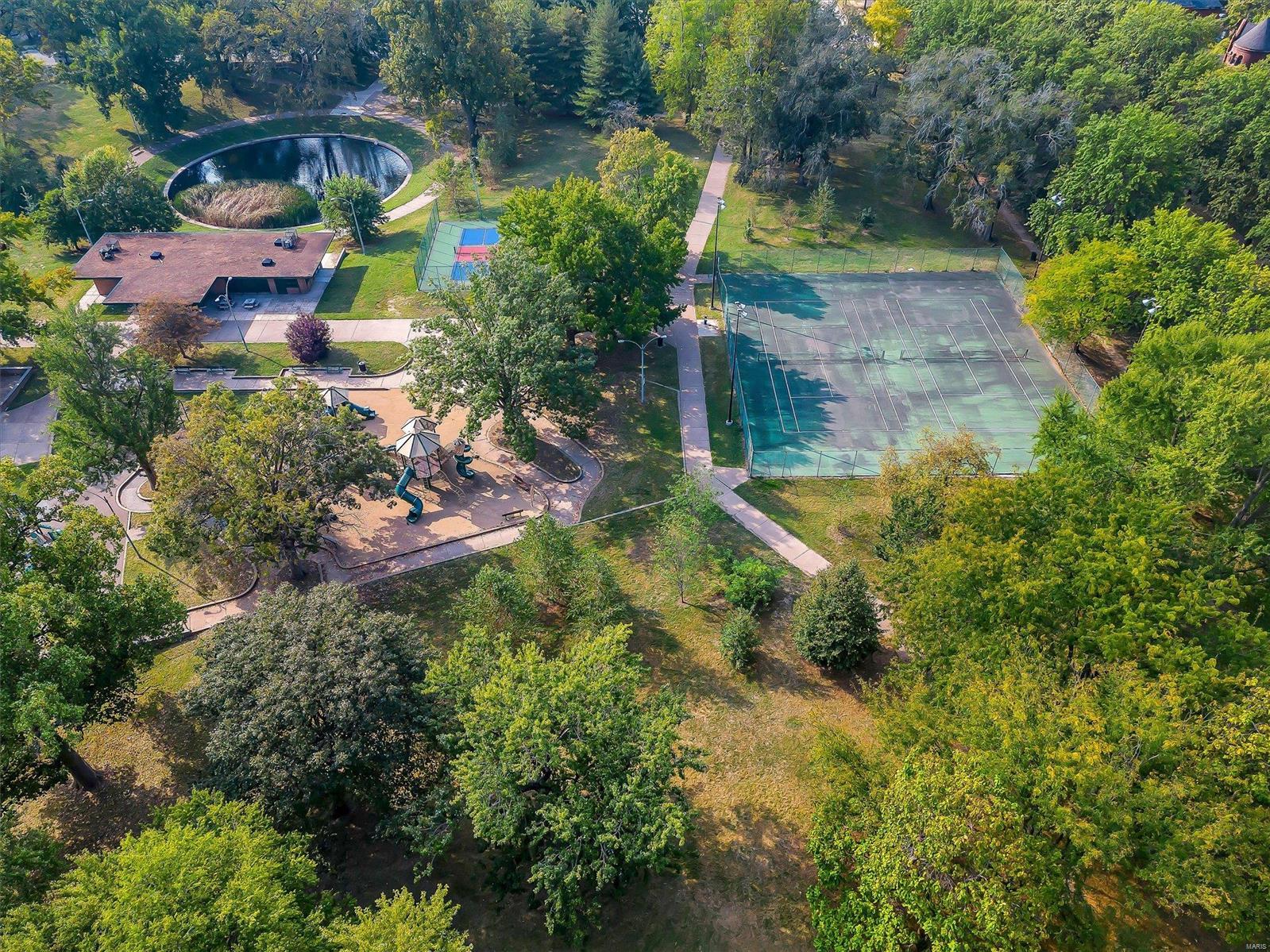 Arsenal Townhouses/Benton Park - Residential