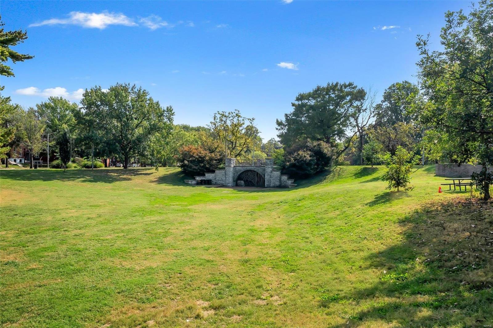 Arsenal Townhouses/Benton Park - Residential