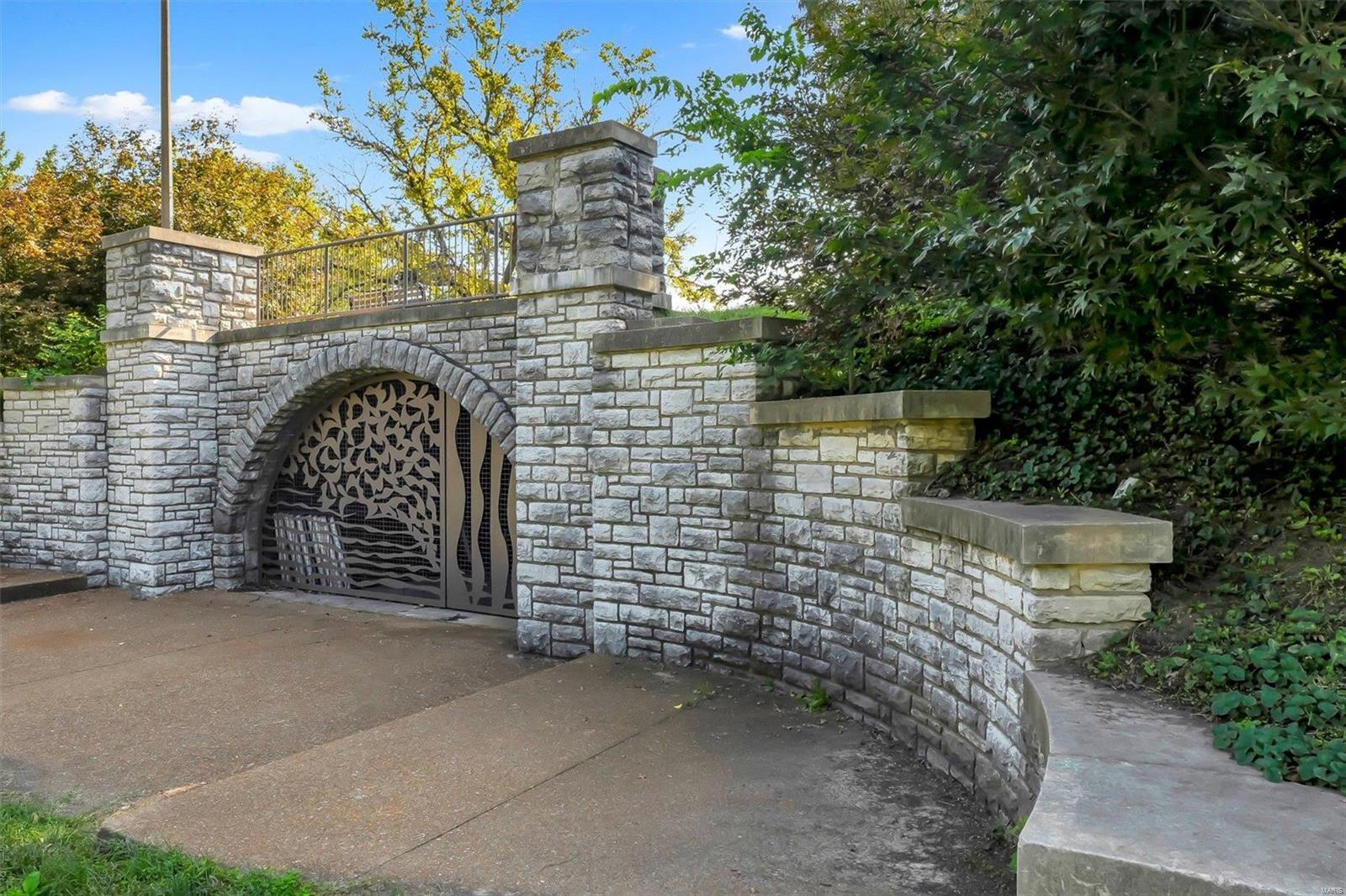 Arsenal Townhouses/Benton Park - Residential