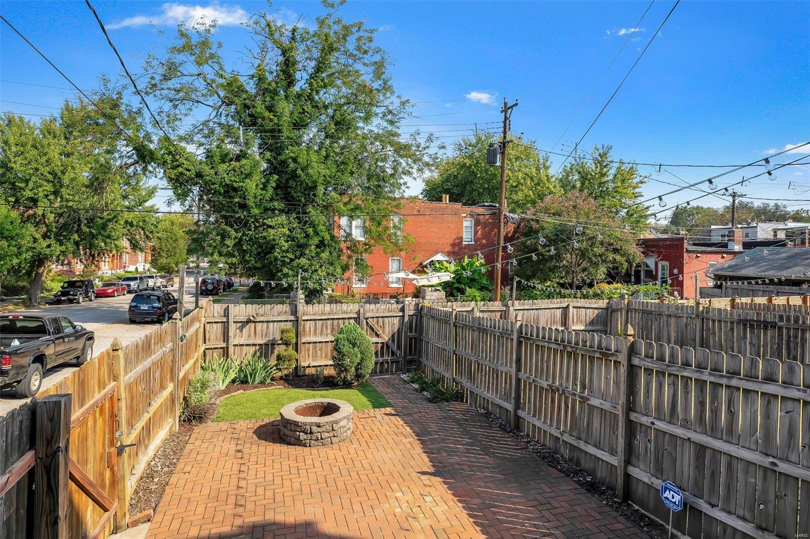 Arsenal Townhouses/Benton Park - Residential