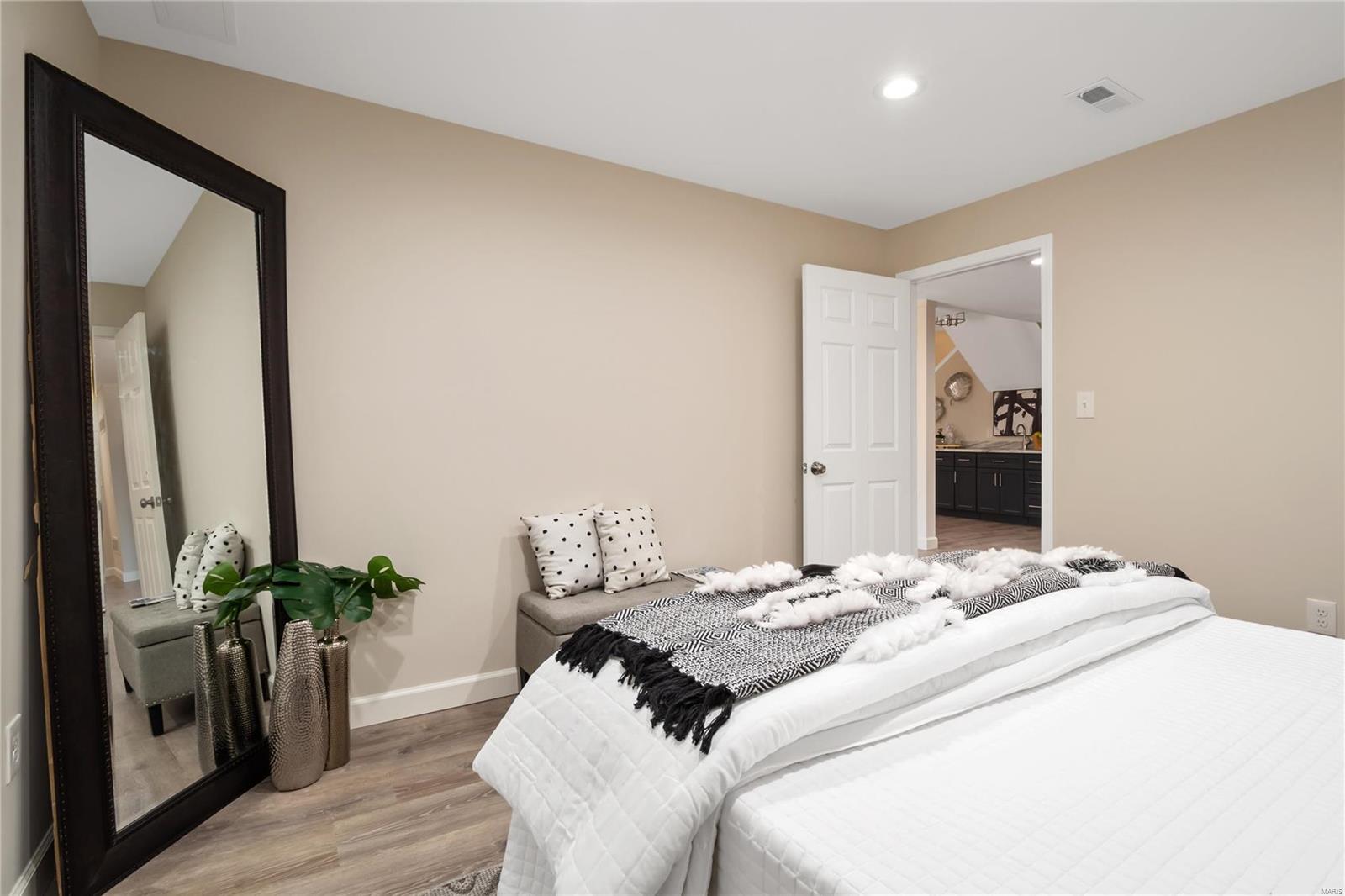 Pansch - Residential