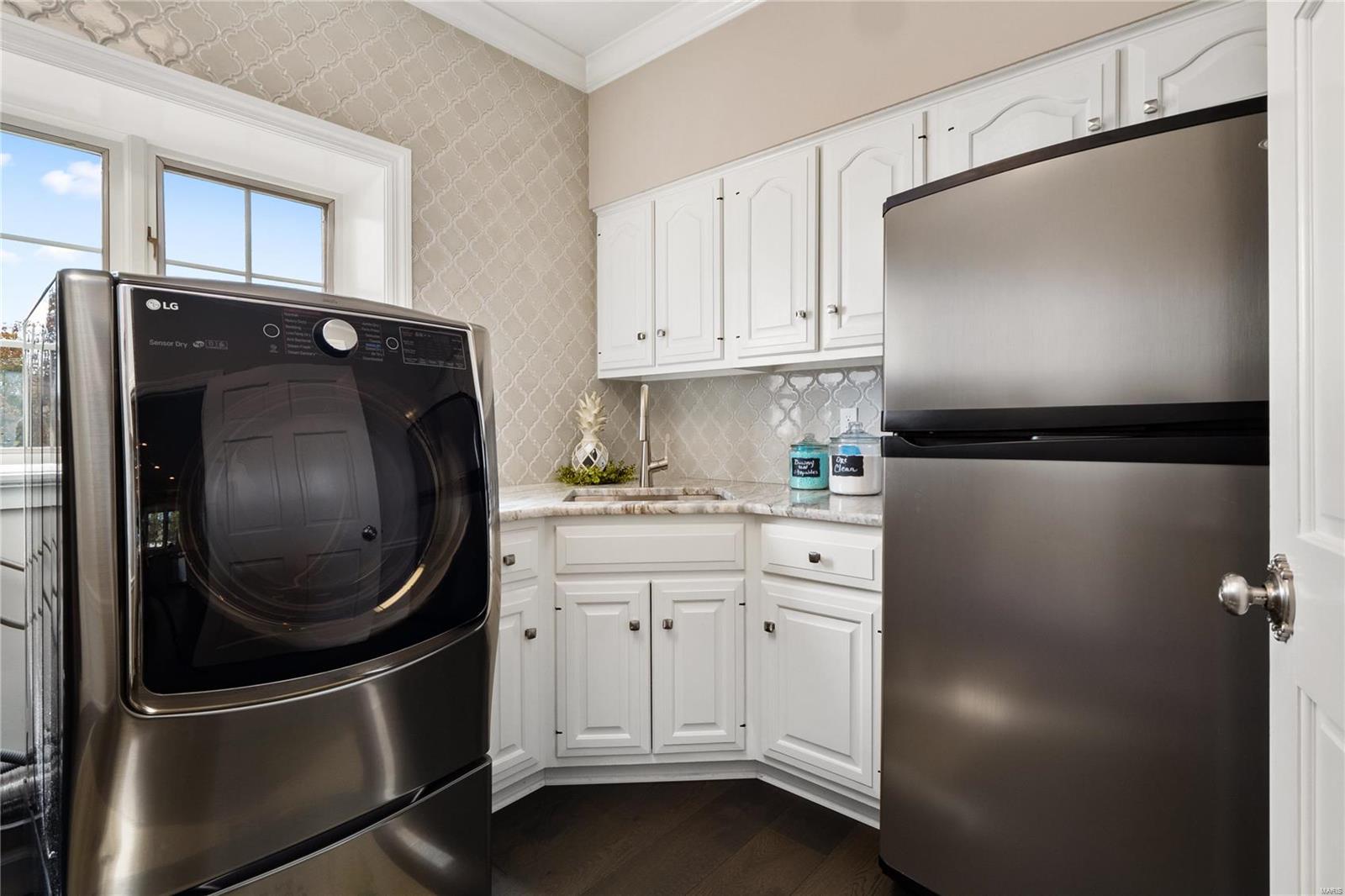 Pansch - Residential